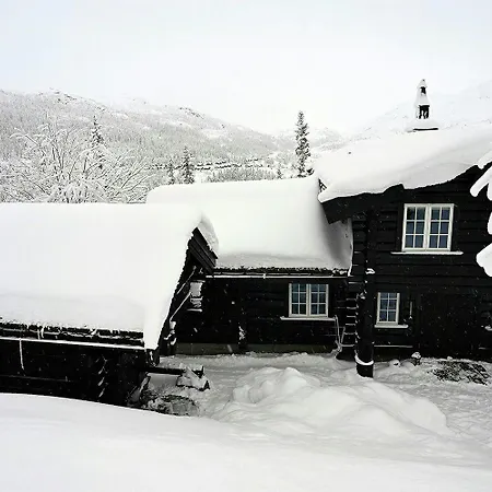 Vakantiehuis Log With Hot Tub In